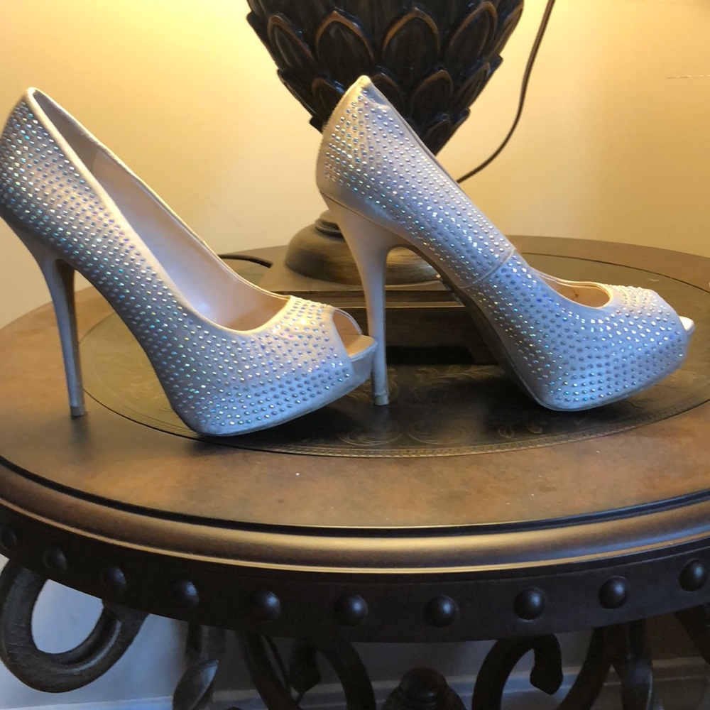 Jennifer Lopez diamond studded heels